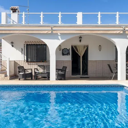 Mit Privatpool Fuer 6 Personen Ca 117 Qm In Nerja, Andalusien Costa Del Sol בית נופש נרחה