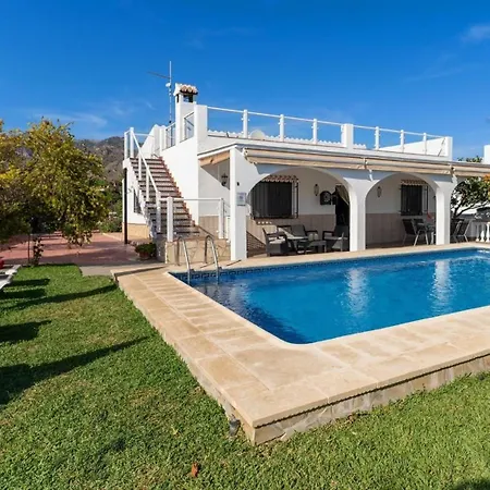 Mit Privatpool Fuer 6 Personen Ca 117 Qm In Nerja, Andalusien Costa Del Sol Nerja