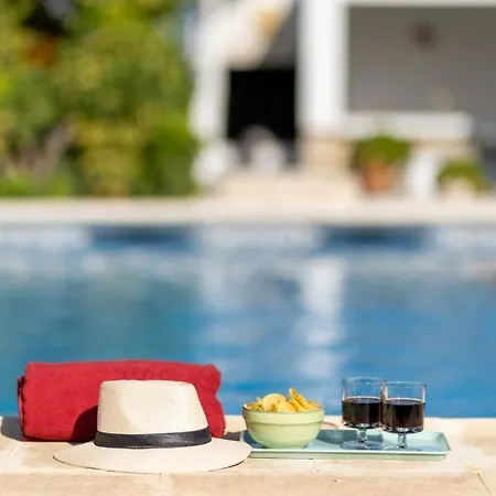 Mit Privatpool Fuer 6 Personen Ca 117 Qm In Nerja, Andalusien Costa Del Sol בית נופש *