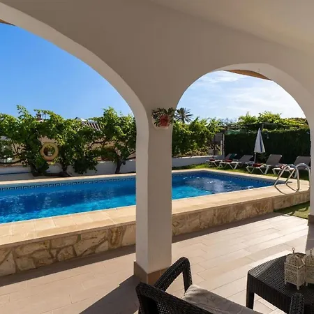 Mit Privatpool Fuer 6 Personen Ca 117 Qm In Nerja, Andalusien Costa Del Sol Prázdninový dům *